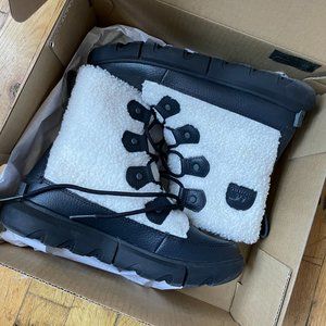 Sorel WOMEN'S SOREL EXPLORER™ II JOAN COZY Black Shearling Winter Boot 7